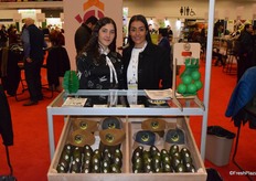 Irlanda González and Carolina Lomeli from DG Fresh